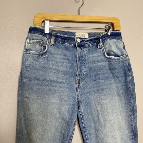 Free People We the Free Straight Leg Cropped Distressed Jeans Button Fly Size 28 - Picture 4 of 16